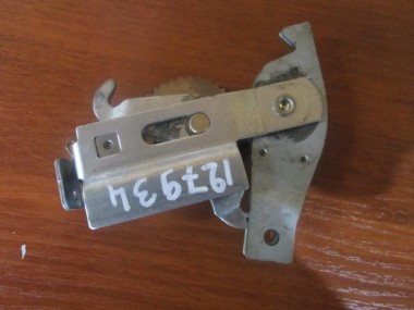 Механизм ручника MERCEDES-BENZ E-класс W210/S210 (1995 - 1999) — Разборка Мерседес