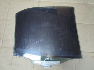 Стекло заднее левое MERCEDES-BENZ C-класс W202/S202 (1993 - 1997) — Разборка Мерседес