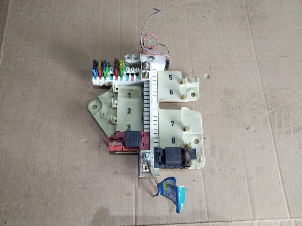 Блок предохранителей MERCEDES-BENZ M-класс W163 (1997 - 2001) фото 1 — Разборка Мерседес