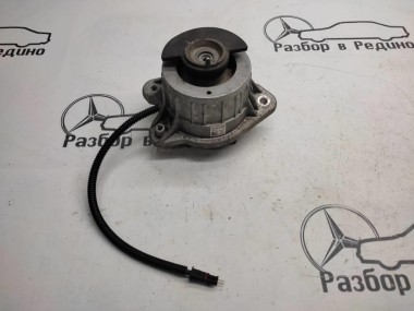 Опора двигателя MERCEDES-BENZ S-класс W222/C217/A217 рестайлинг (2017 - 2020) — Разборка Мерседес