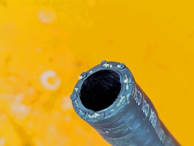 Патрубок ОЖ MERCEDES-BENZ S-класс W220 (1998 - 2005) &mdash; Разборка Мерседес