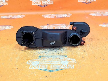 Резонатор воздушного фильтра MERCEDES-BENZ CLK-класс C208/W208 рестайлинг (1999 - 2003) — Разборка Мерседес