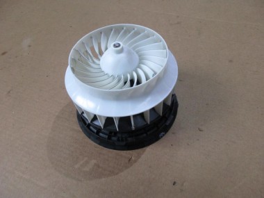 Моторчик печки MERCEDES-BENZ GLC-класс X253 (2015 - 2019) — Разборка Мерседес