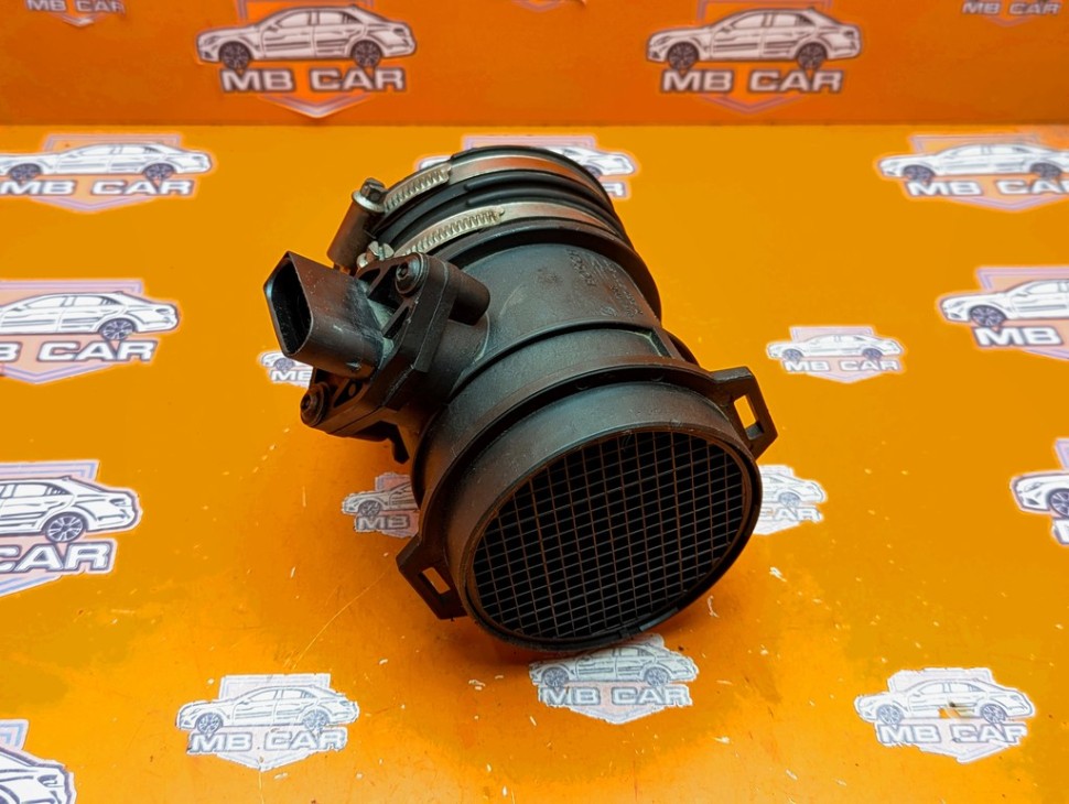 Расходомер MERCEDES-BENZ S-класс W220 (1998 - 2005) фото 1 — Разборка Мерседес