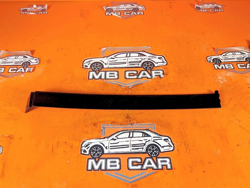 Крышка шины сдвижной двери MERCEDES-BENZ V-класс W639 (2003 - 2014) фото 1 &mdash; Разборка Мерседес