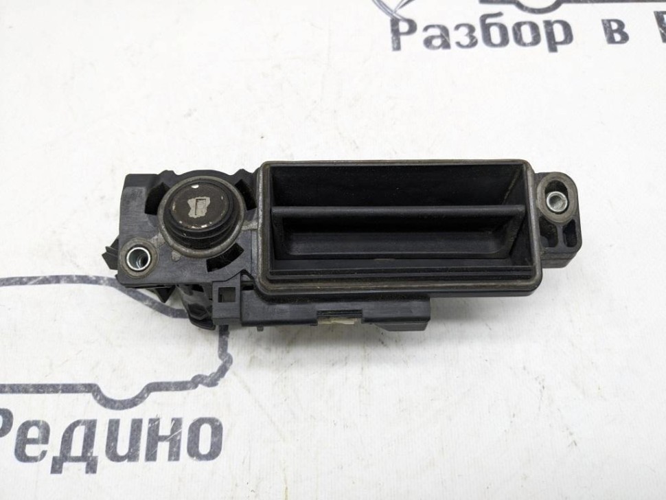 Ручка открытия багажника MERCEDES-BENZ C-класс W203/S203/CL203 рестайлинг (2004 - 2008) фото 1 — Разборка Мерседес