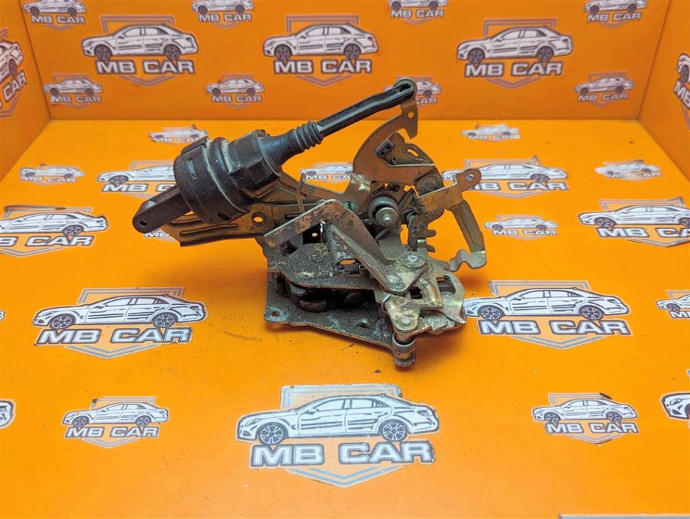 Замок двери задней левой MERCEDES-BENZ E-класс W210/S210 (1995 - 1999) фото 1 — Разборка Мерседес