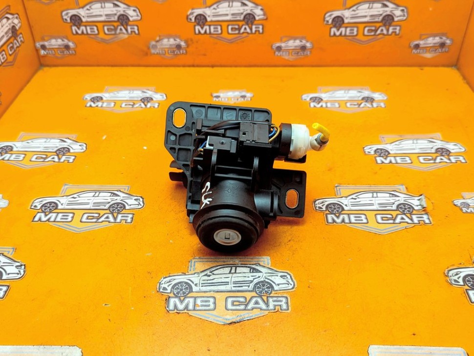 Замок багажника MERCEDES-BENZ SLK-класс R170 (1996 - 2000) фото 1 &mdash; Разборка Мерседес