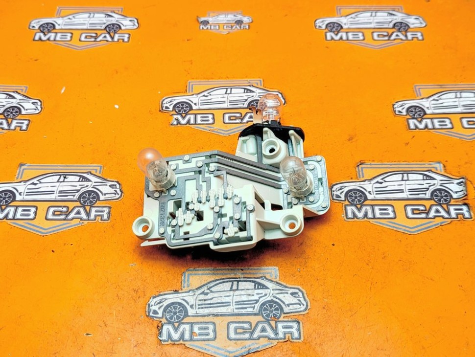 Плата заднего фонаря MERCEDES-BENZ S-класс W221 рестайлинг (2009 - 2013) фото 1 &mdash; Разборка Мерседес