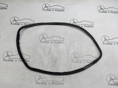 Уплотнитель крышки багажника MERCEDES-BENZ Vito W639 (2003 - 2010) — Разборка Мерседес