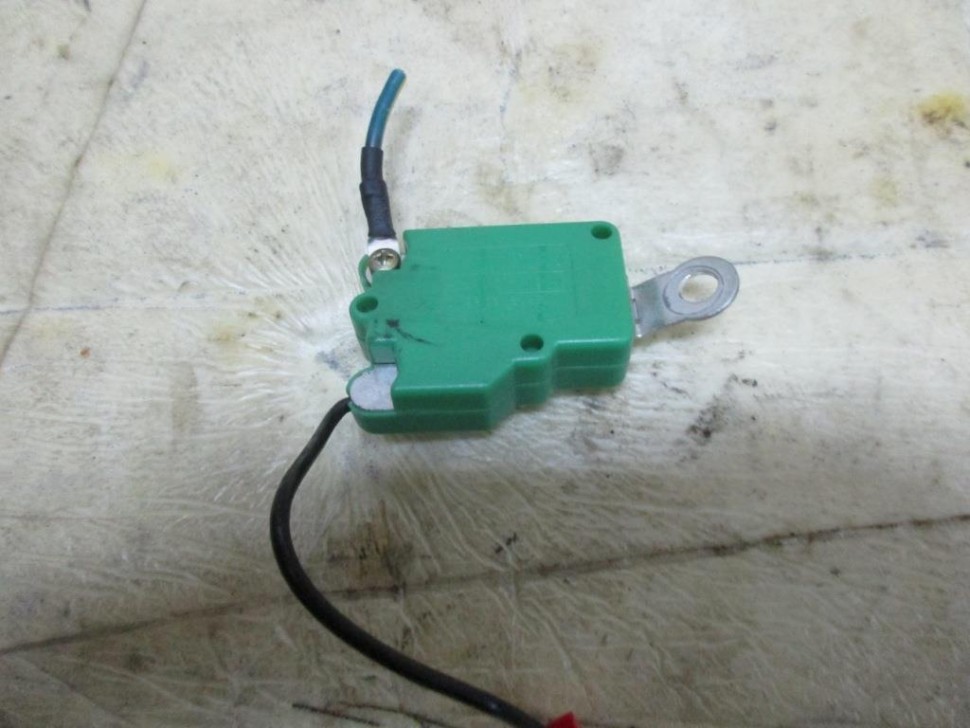 Усилитель антенны MERCEDES-BENZ S-класс W220 рестайлинг (2002 - 2005) фото 1 — Разборка Мерседес