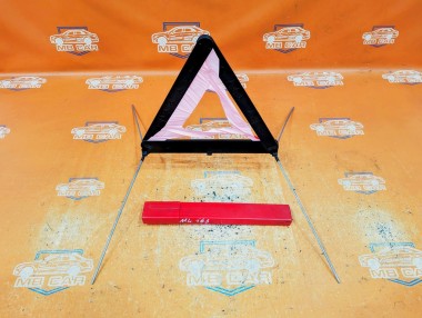 Знак аварийной остановки MERCEDES-BENZ M-класс W163 (1997 - 2001) — Разборка Мерседес