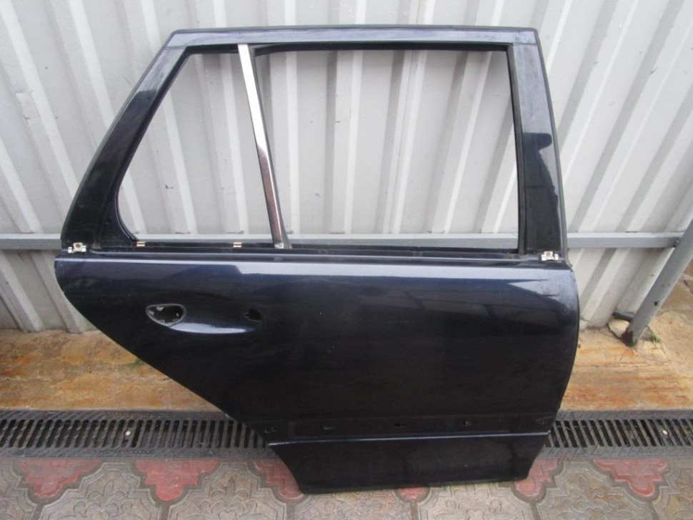 Дверь задняя правая MERCEDES-BENZ C-класс W203/S203/CL203 рестайлинг (2004 - 2008) фото 1 — Разборка Мерседес