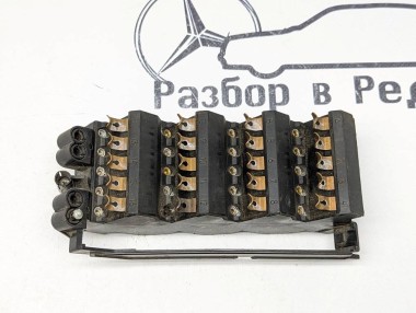 Блок предохранителей MERCEDES-BENZ W124 W124/S124/C124/A124 (1984 - 1993) — Разборка Мерседес
