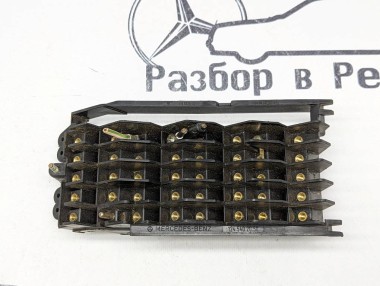 Блок предохранителей MERCEDES-BENZ W124 W124/S124/C124/A124 (1984 - 1993) — Разборка Мерседес