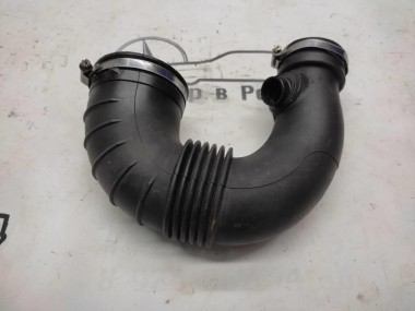 Патрубок воздушный MERCEDES-BENZ E-класс W211/S211 (2002 - 2006) — Разборка Мерседес