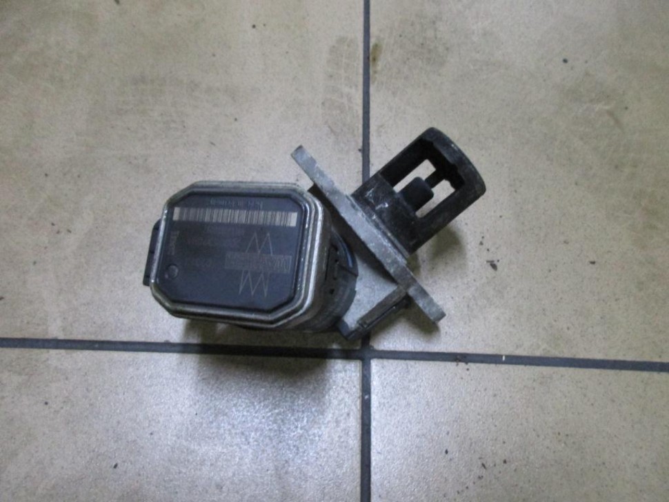 Клапан EGR MERCEDES-BENZ E-класс W211/S211 (2002 - 2006) фото 1 &mdash; Разборка Мерседес