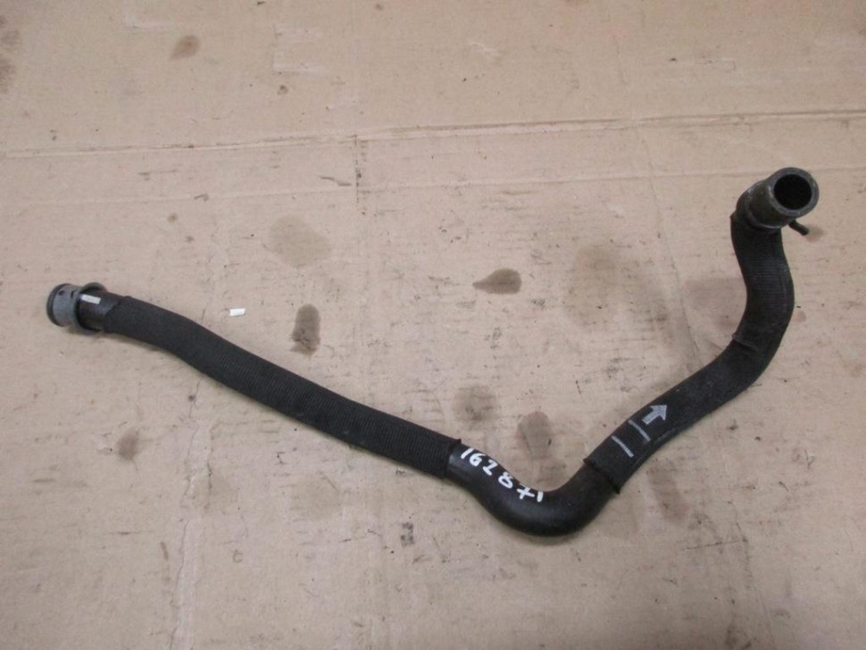 Патрубок ОЖ MERCEDES-BENZ C-класс W205/S205/C205/A205 (2014 - 2018) фото 1 — Разборка Мерседес