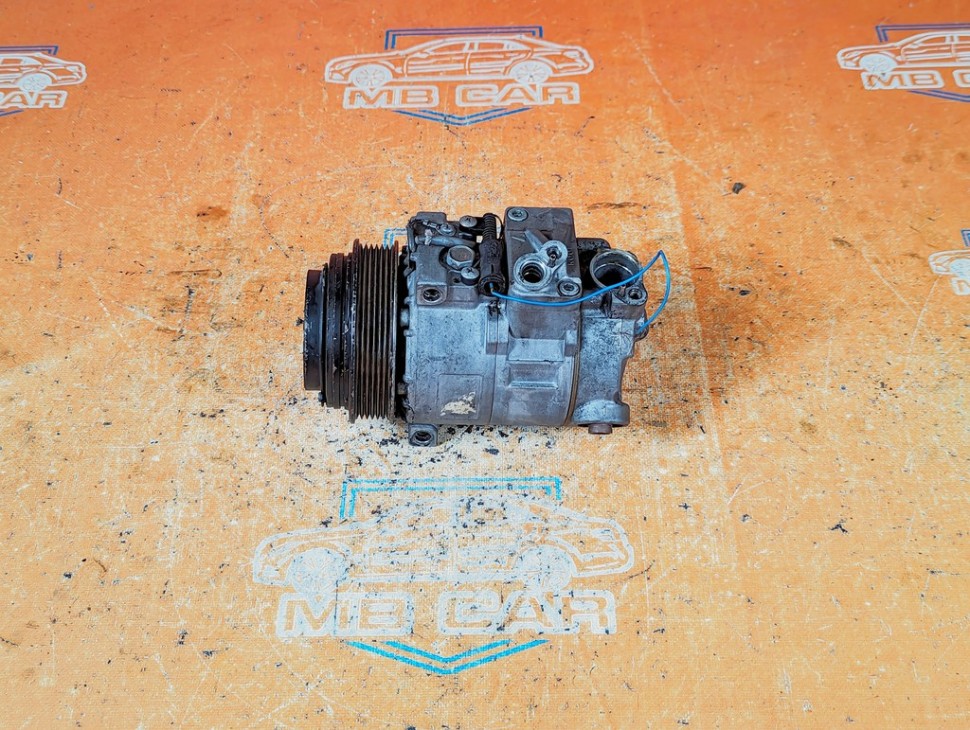 Компрессор кондиционера MERCEDES-BENZ E-класс AMG W210/S210 (1996 - 1999) фото 1 &mdash; Разборка Мерседес