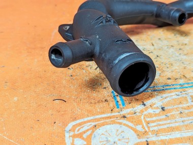 Патрубок ОЖ MERCEDES-BENZ A-класс W169 (2004 - 2008) &mdash; Разборка Мерседес