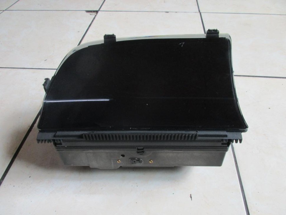 Монитор MERCEDES-BENZ S-класс W221 (2005 - 2009) фото 1 — Разборка Мерседес