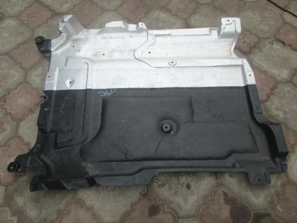 Защита АКПП MERCEDES-BENZ C-class w205 фото 1 — Разборка Мерседес