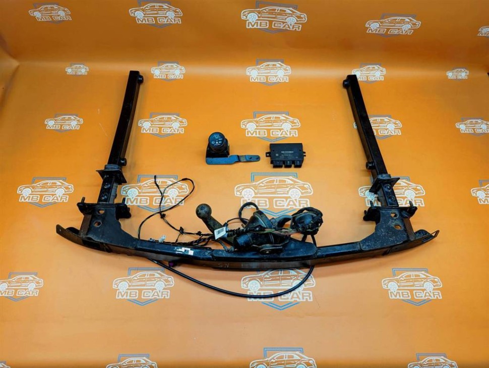 Фаркоп MERCEDES-BENZ C-класс W204/S204/С204 рестайлинг (2011 - 2015) фото 1 — Разборка Мерседес