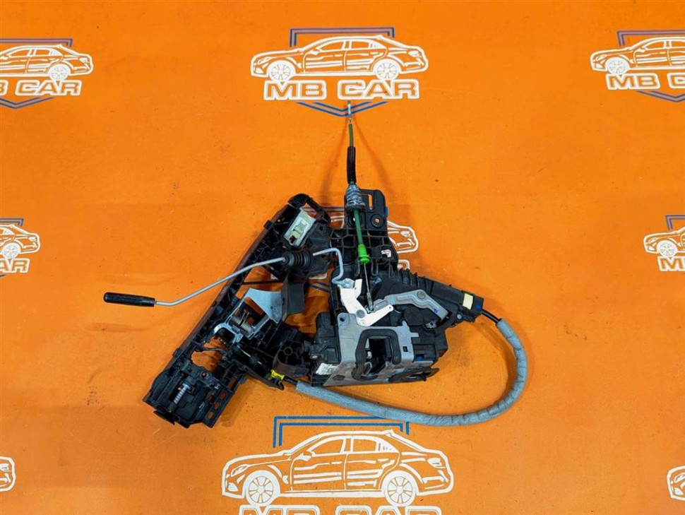 Замок двери задней левой MERCEDES-BENZ C-класс AMG W205/S205/C205/A205 (2014 - 2018) фото 1 — Разборка Мерседес