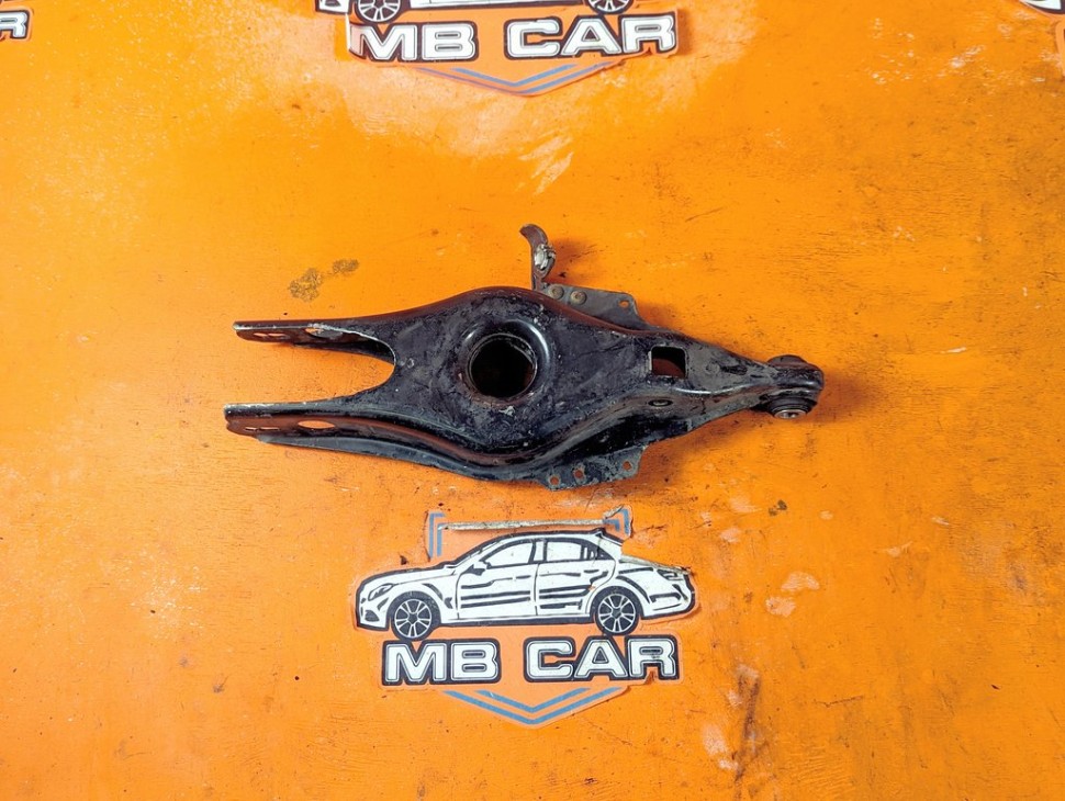 Рычаг задней стойки (лодка) MERCEDES-BENZ E-класс W211/S211 (2002 - 2006) фото 1 &mdash; Разборка Мерседес
