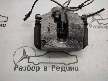 Суппорт передний правый MERCEDES-BENZ C-класс W204/S204 (2006 - 2011) — Разборка Мерседес