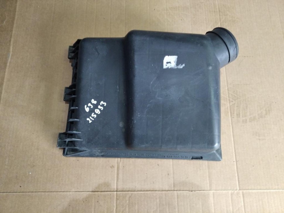 Крышка воздушного фильтра MERCEDES-BENZ Vito W638 (1996 - 2003) фото 1 — Разборка Мерседес