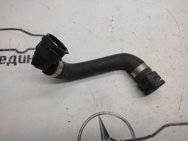 Патрубок ОЖ MERCEDES-BENZ C-класс W205/S205/C205/A205 (2014 - 2018) — Разборка Мерседес