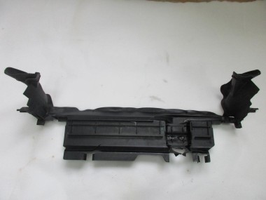 Кожух радиатора MERCEDES-BENZ C-класс W205/S205/C205/A205 (2014 - 2018) — Разборка Мерседес