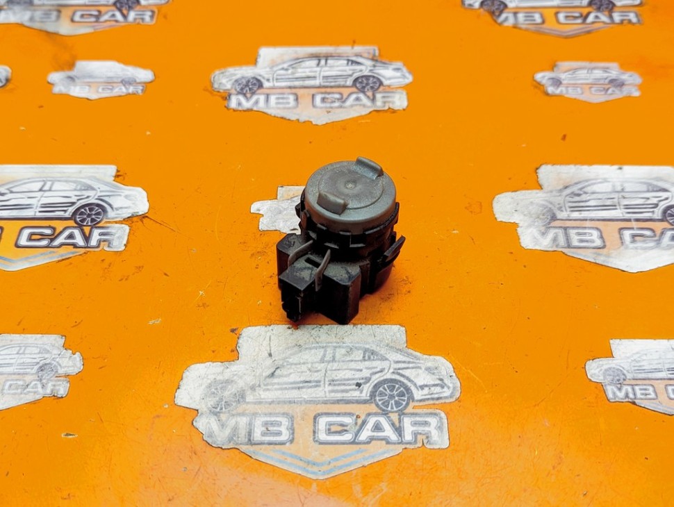 Датчик кикдауна MERCEDES-BENZ M-класс W163 (1997 - 2001) фото 1 &mdash; Разборка Мерседес