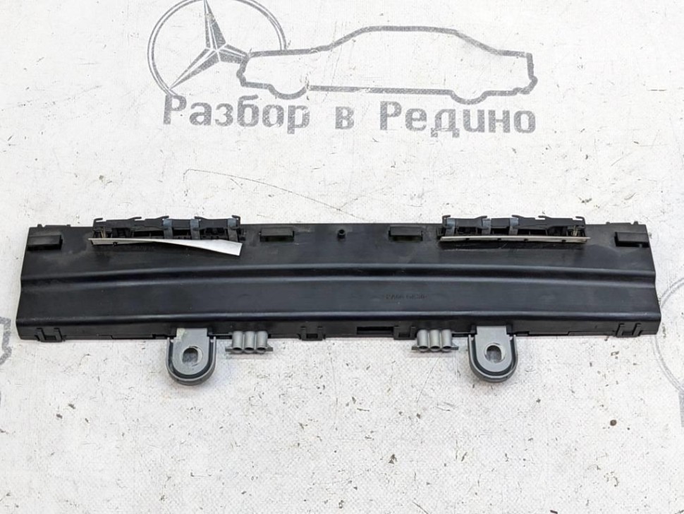 Усилитель антенны MERCEDES-BENZ S-класс W221 (2005 - 2009) фото 1 — Разборка Мерседес