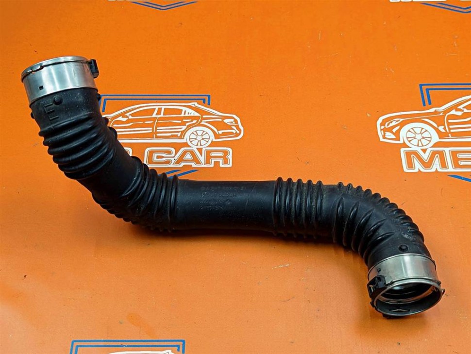 Патрубок интеркулера MERCEDES-BENZ A-класс W177 (2018 - 2023) фото 1 — Разборка Мерседес