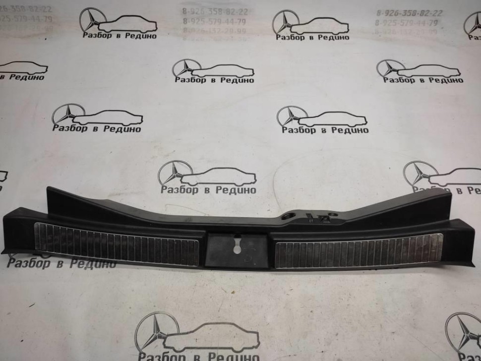 Накладка замка багажника MERCEDES-BENZ R-класс W251 (2005 - 2007) фото 1 — Разборка Мерседес