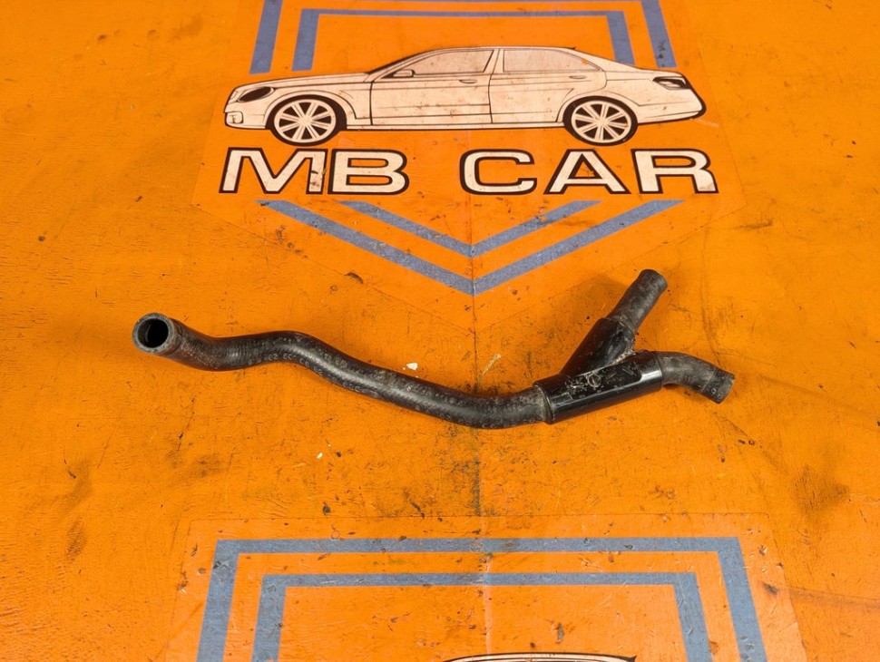 Патрубок ОЖ MERCEDES-BENZ M-класс W163 (1997 - 2001) фото 1 &mdash; Разборка Мерседес