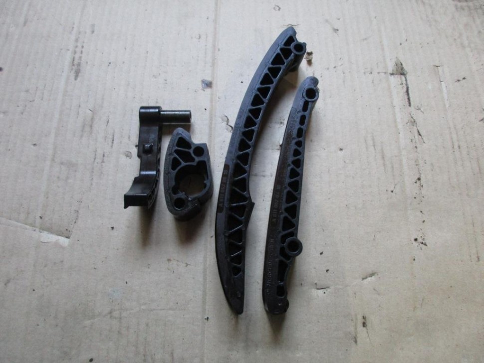 Успокоитель цепи ГРМ MERCEDES-BENZ Sprinter W906 (2006 - 2019) фото 1 — Разборка Мерседес