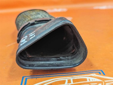 Патрубок воздушный MERCEDES-BENZ E-класс W211/S211 (2002 - 2006) — Разборка Мерседес