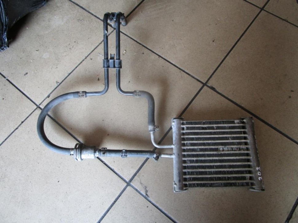 Радиатор дополнительный MERCEDES-BENZ C-класс W203/S203/CL203 (2000 - 2004) фото 1 — Разборка Мерседес