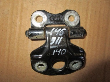 Петля двери MERCEDES-BENZ S-класс W140 (1991 - 1998) — Разборка Мерседес