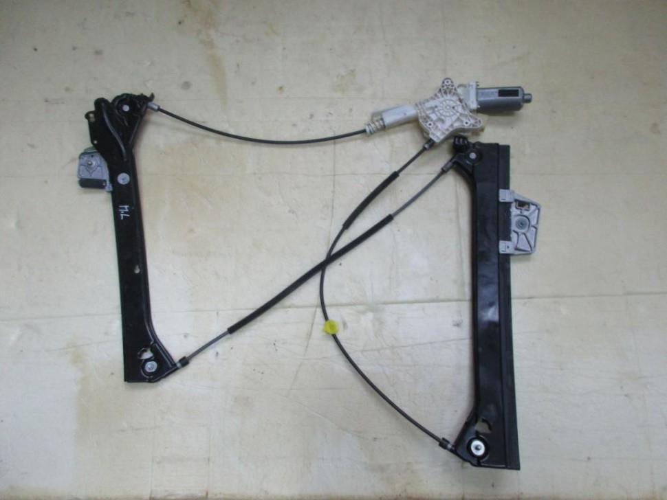 Стеклоподъемник передний левый MERCEDES-BENZ CLK-класс C209/W209 (2002 - 2005) фото 1 — Разборка Мерседес
