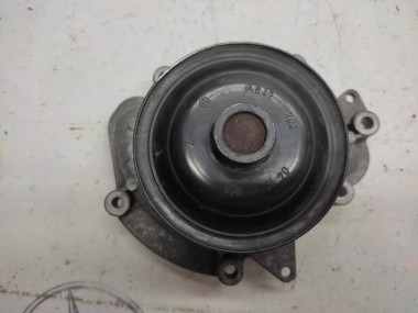 Помпа MERCEDES-BENZ M-класс W164 (2005 - 2008) — Разборка Мерседес