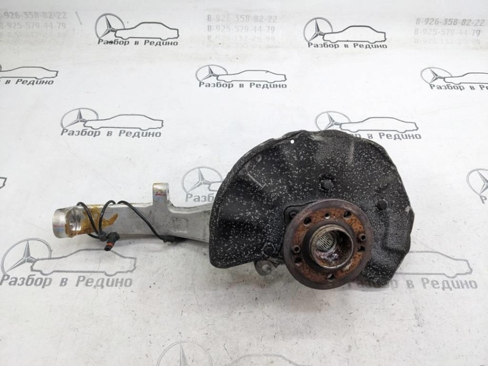 Кулак поворотный передний правый MERCEDES-BENZ GLE-класс W166 (2015 - 2018) фото 1 — Разборка Мерседес