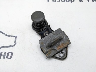 Ответная часть замка капота MERCEDES-BENZ M-класс W164 (2005 - 2008) — Разборка Мерседес