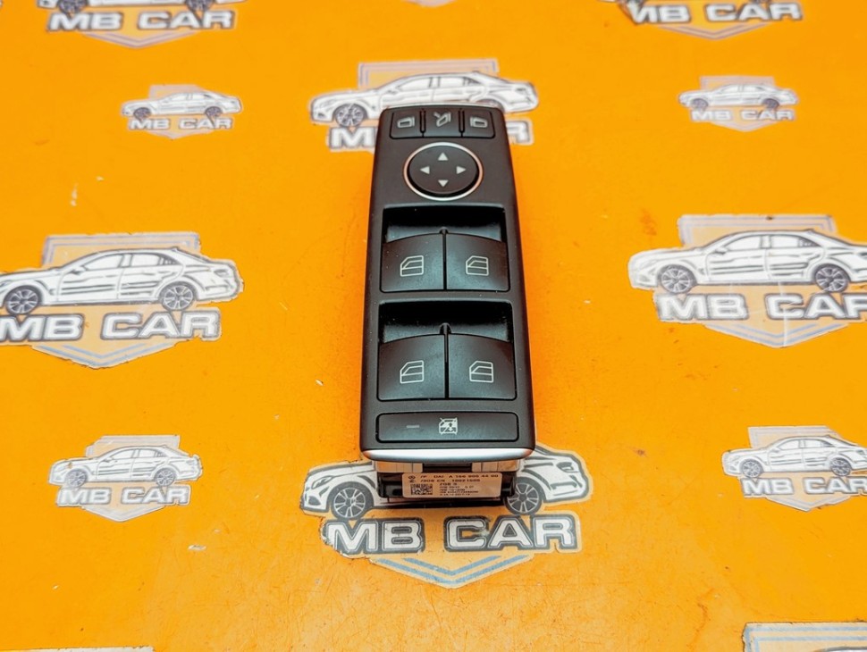 Блок кнопок стеклоподъемников MERCEDES-BENZ GLE-класс W166 (2015 - 2018) фото 1 — Разборка Мерседес