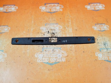 Накладка крышки багажника MERCEDES-BENZ E-класс W211/S211 (2002 - 2006) — Разборка Мерседес