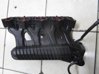 Коллектор впускной MERCEDES-BENZ C-класс W204/S204 (2006 - 2011) — Разборка Мерседес