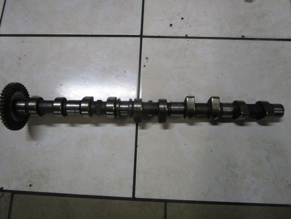 Распредвал впускной MERCEDES-BENZ фото 1 — Разборка Мерседес